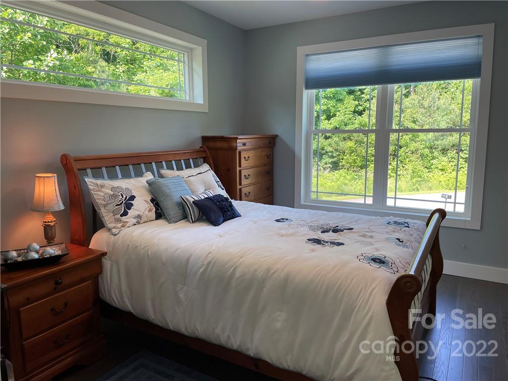 8 Wind Stone Drive Asheville NC 28804