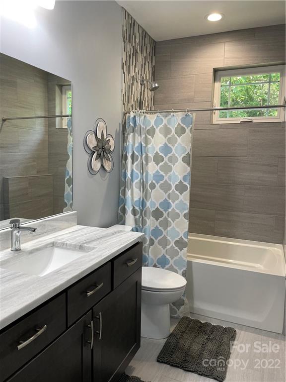 8 Wind Stone Drive Asheville NC 28804