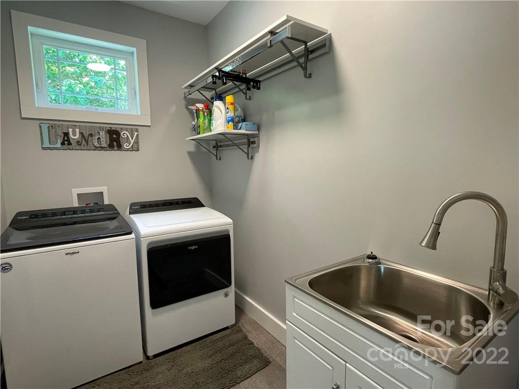 8 Wind Stone Drive Asheville NC 28804