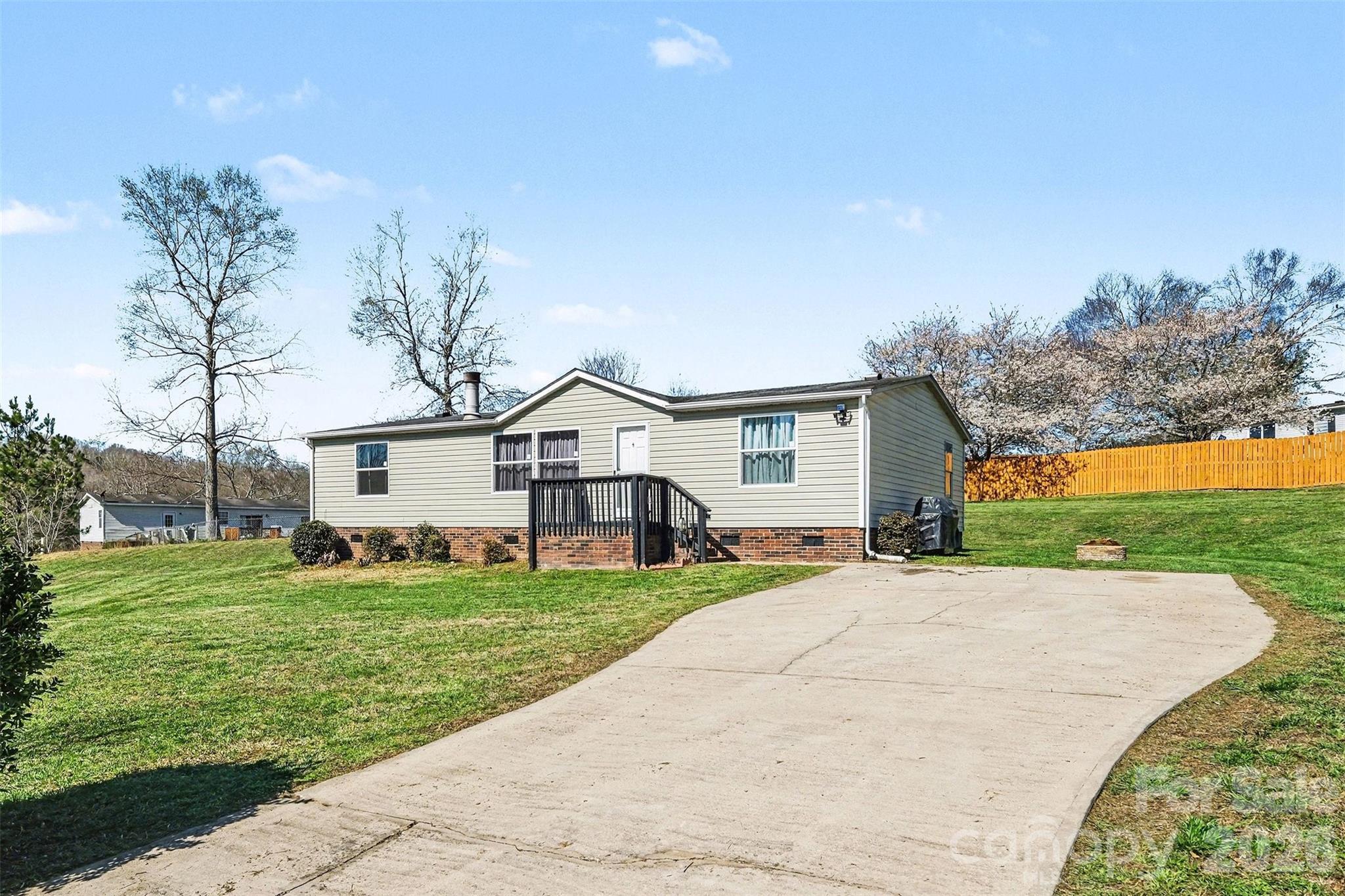 4106 Olga Court Dallas NC 28034