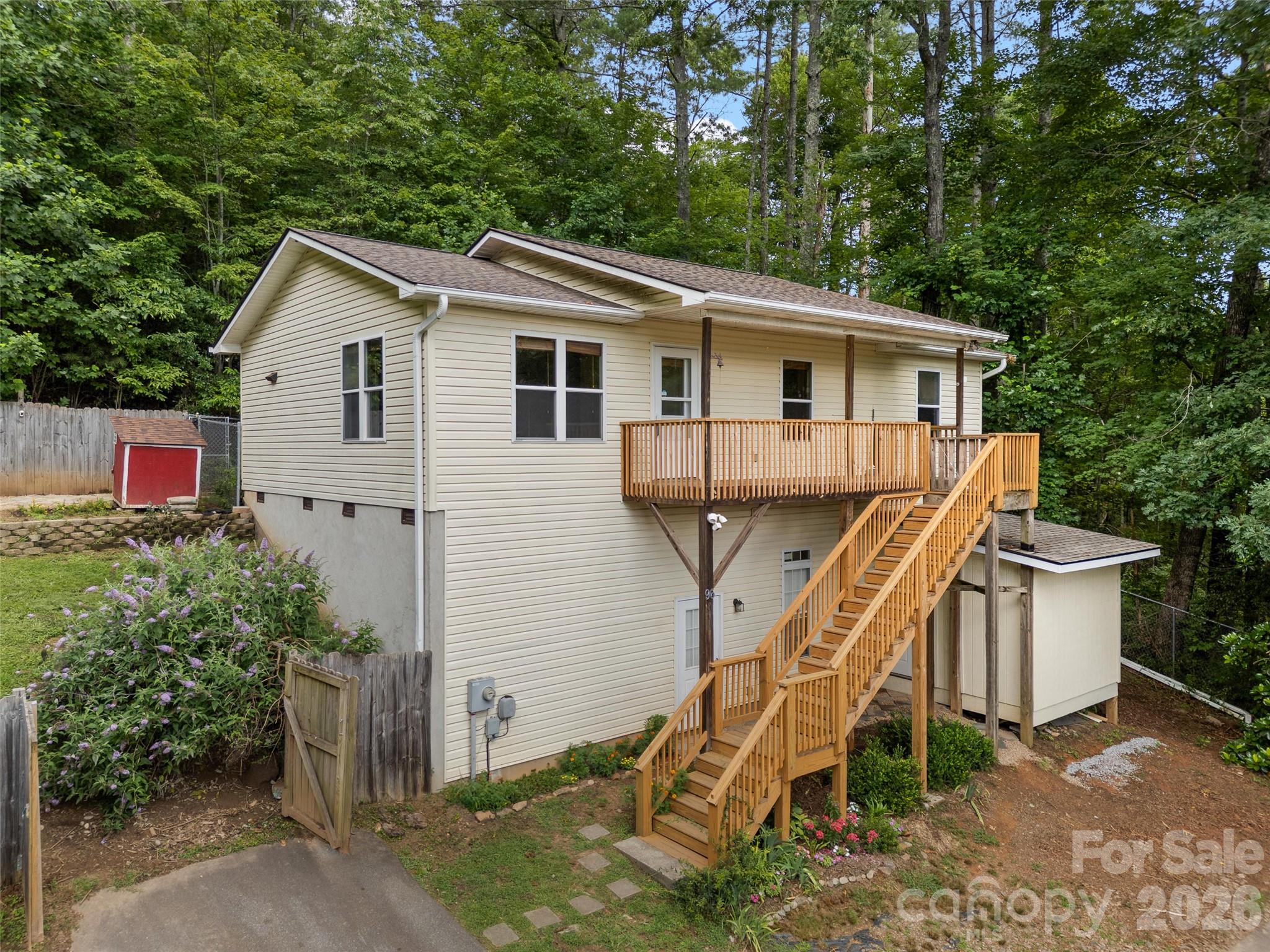 96 Habitat Way Brevard NC 28712