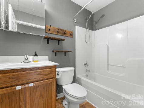 96 Habitat Way Brevard NC 28712