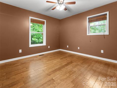 96 Habitat Way Brevard NC 28712