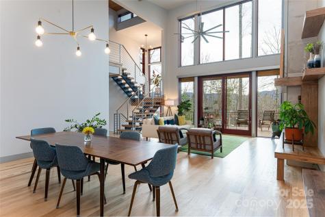 42 Towering Oaks Lane Asheville NC 28805