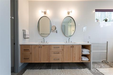 42 Towering Oaks Lane Asheville NC 28805