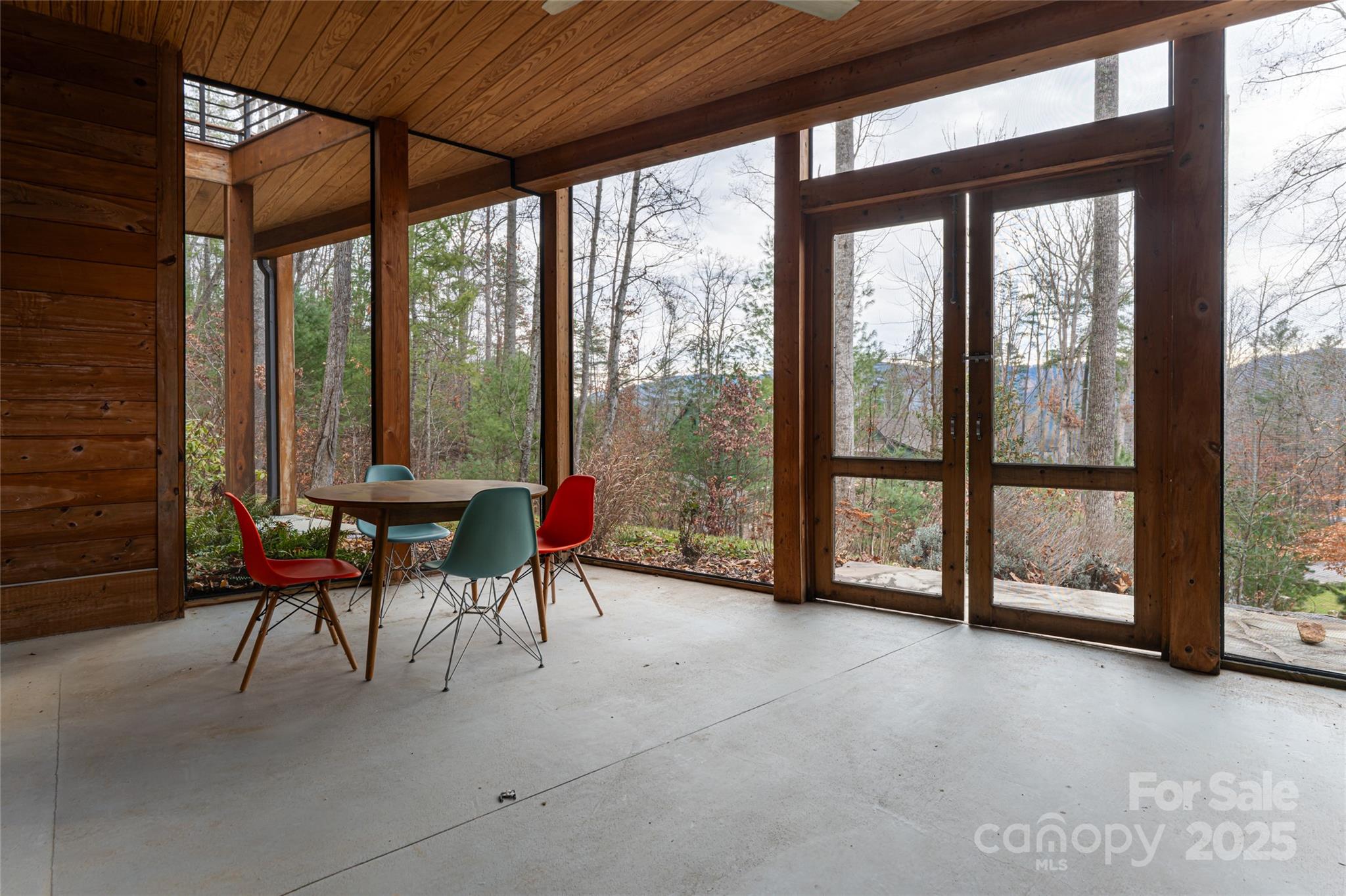 42 Towering Oaks Lane Asheville NC 28805