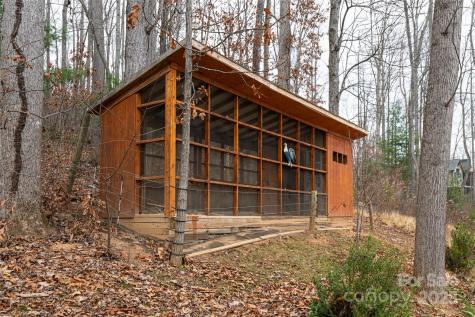 42 Towering Oaks Lane Asheville NC 28805