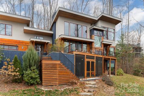 42 Towering Oaks Lane Asheville NC 28805