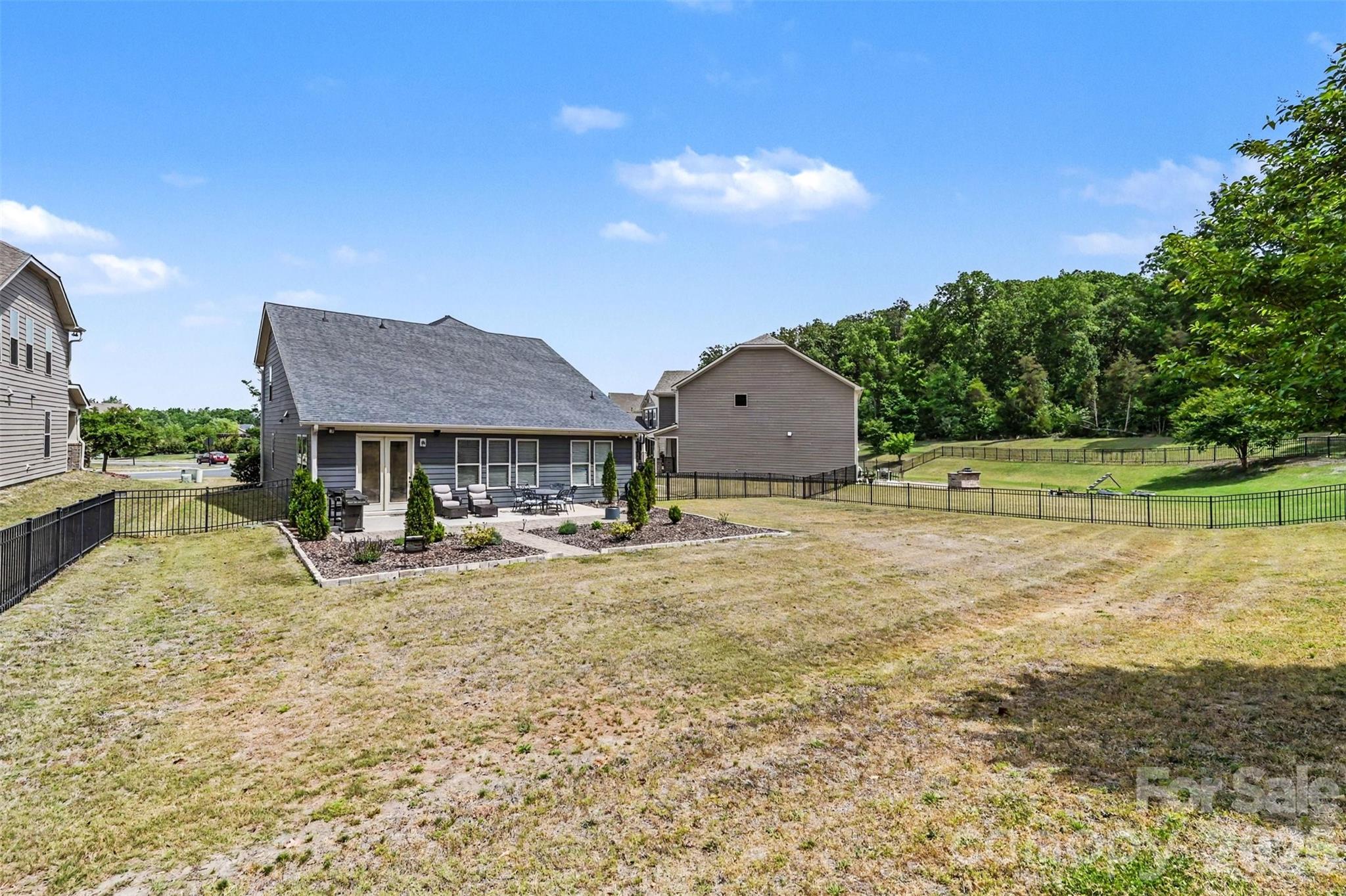 8296 Breton Way Harrisburg NC 28075
