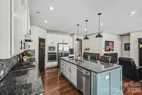 8296 Breton Way Harrisburg NC 28075
