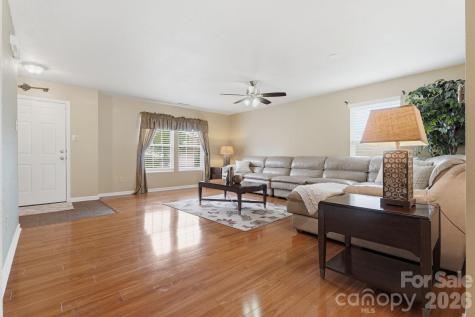 3906 Shasta Circle Clover SC 29710