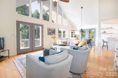 348 Dandelion Lane Burnsville NC 28714