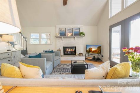 348 Dandelion Lane Burnsville NC 28714