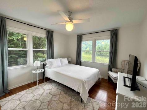 348 Dandelion Lane Burnsville NC 28714