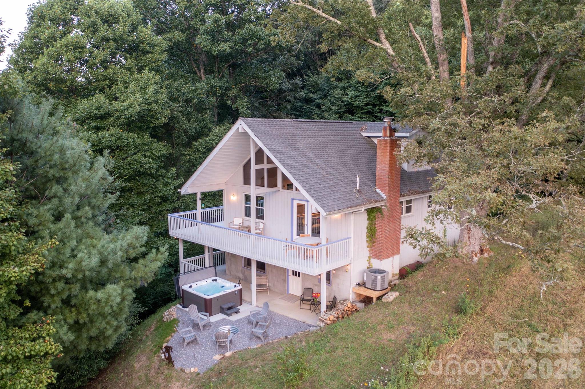 348 Dandelion Lane Burnsville NC 28714