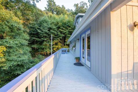 348 Dandelion Lane Burnsville NC 28714