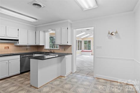3116 Burkeshore Road Winston Salem NC 27106