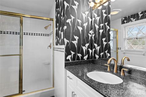 3116 Burkeshore Road Winston Salem NC 27106