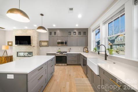 38 Acona Lane Asheville NC 28803