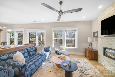 38 Acona Lane Asheville NC 28803