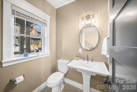 38 Acona Lane Asheville NC 28803