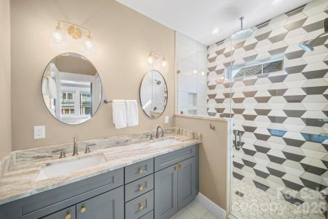 38 Acona Lane Asheville NC 28803