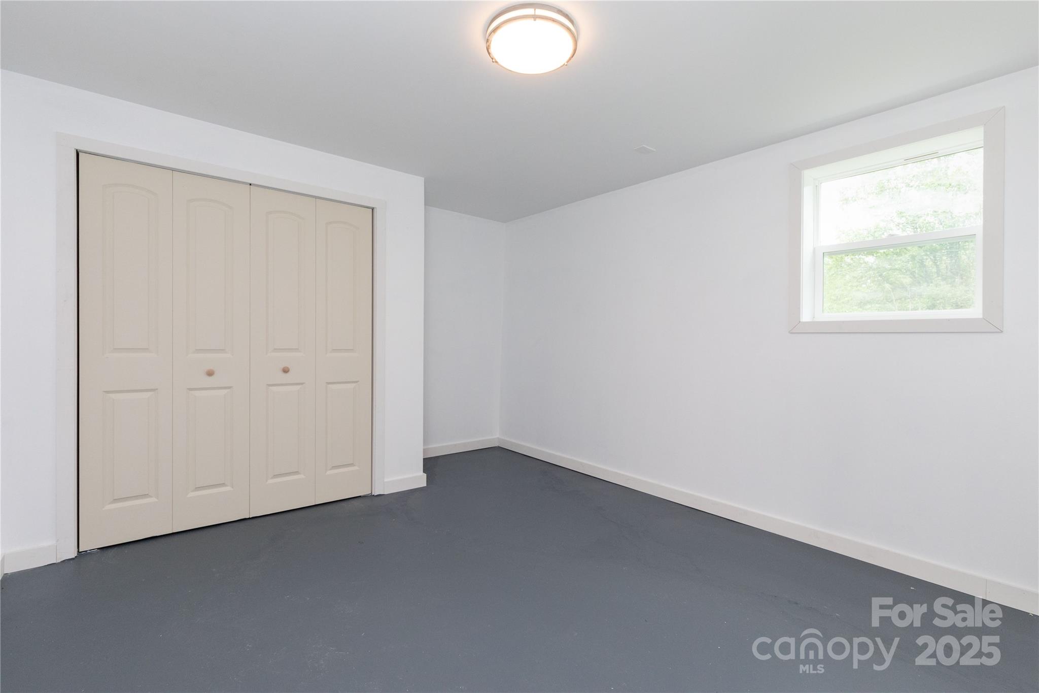 1318 Crawford Road Waynesville NC 28785