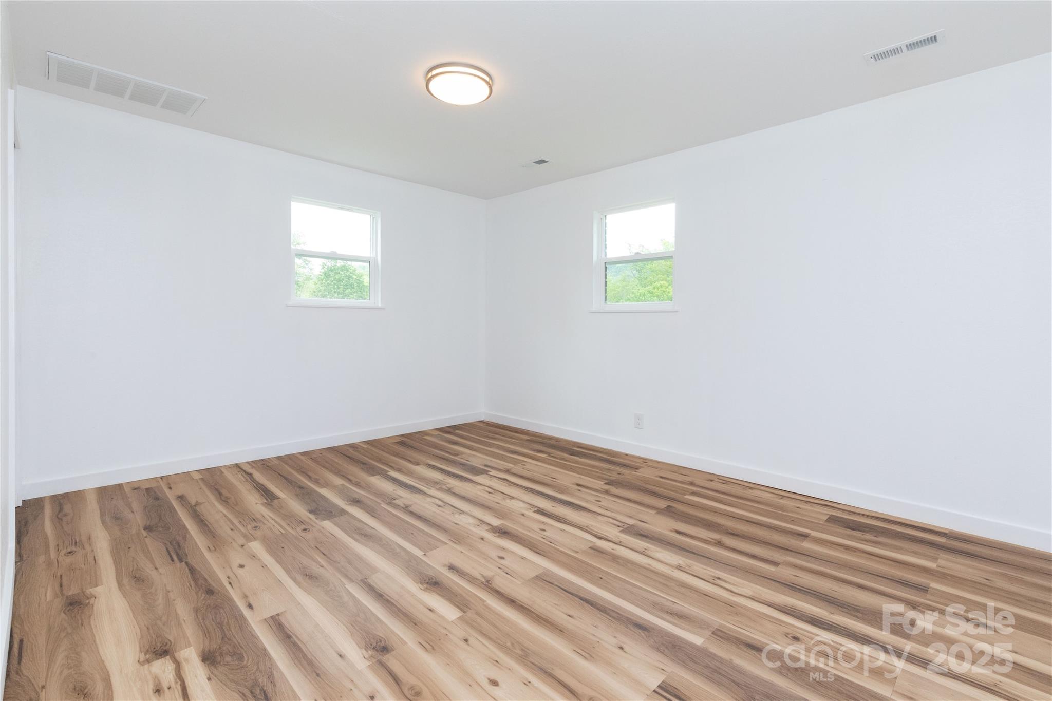 1318 Crawford Road Waynesville NC 28785