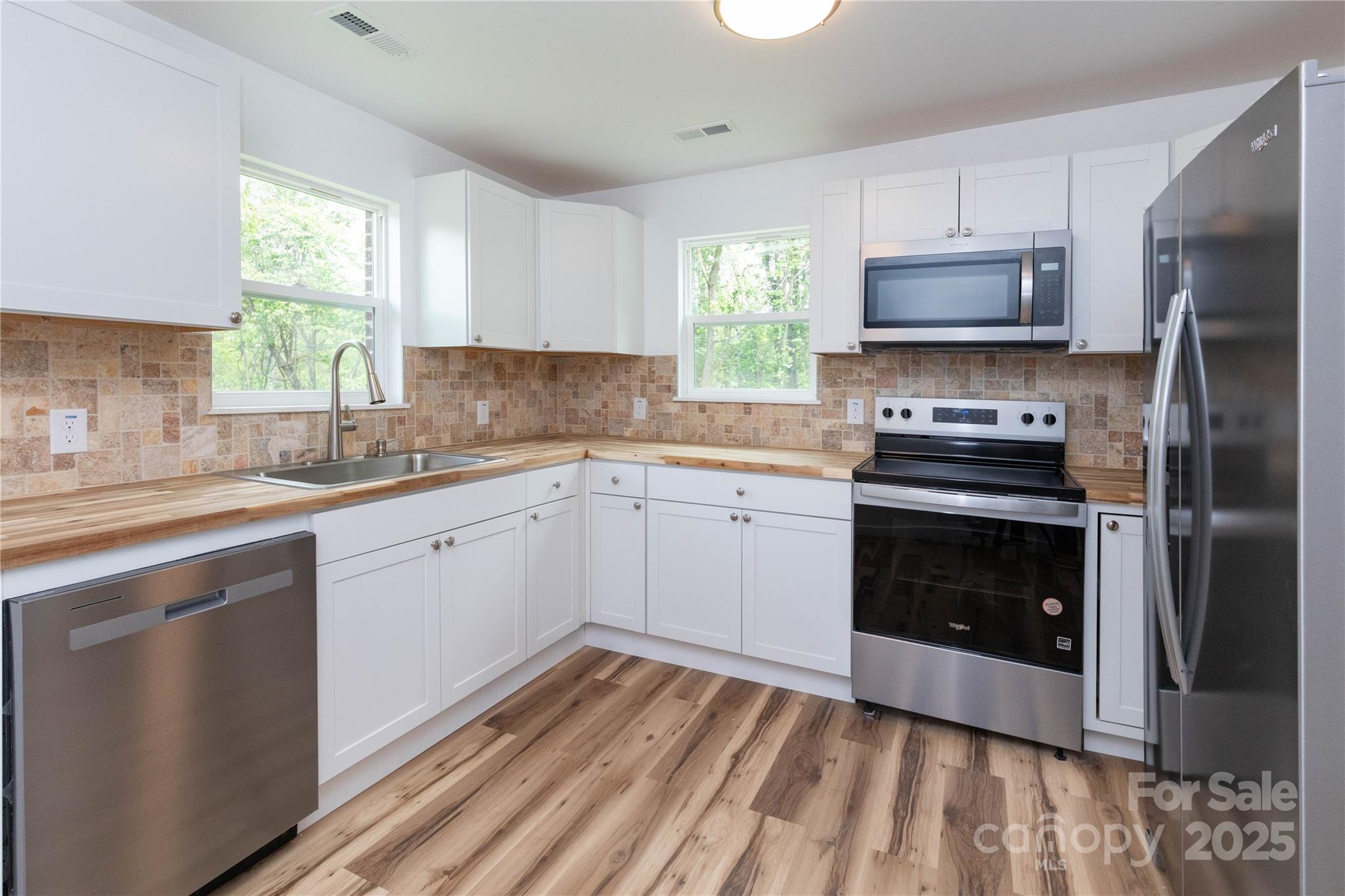 1318 Crawford Road Waynesville NC 28785