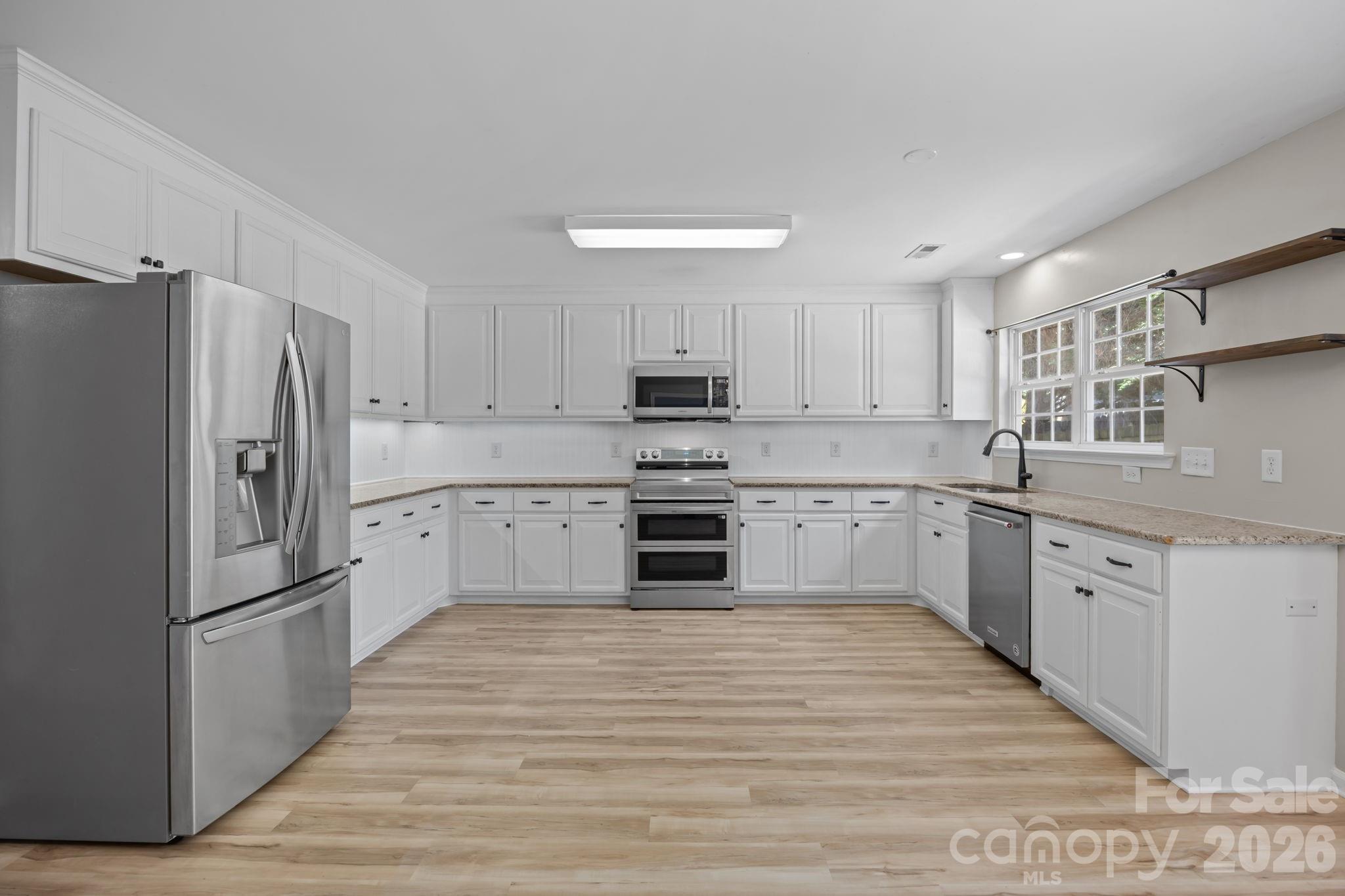 417 Deerfield Drive Mount Holly NC 28120