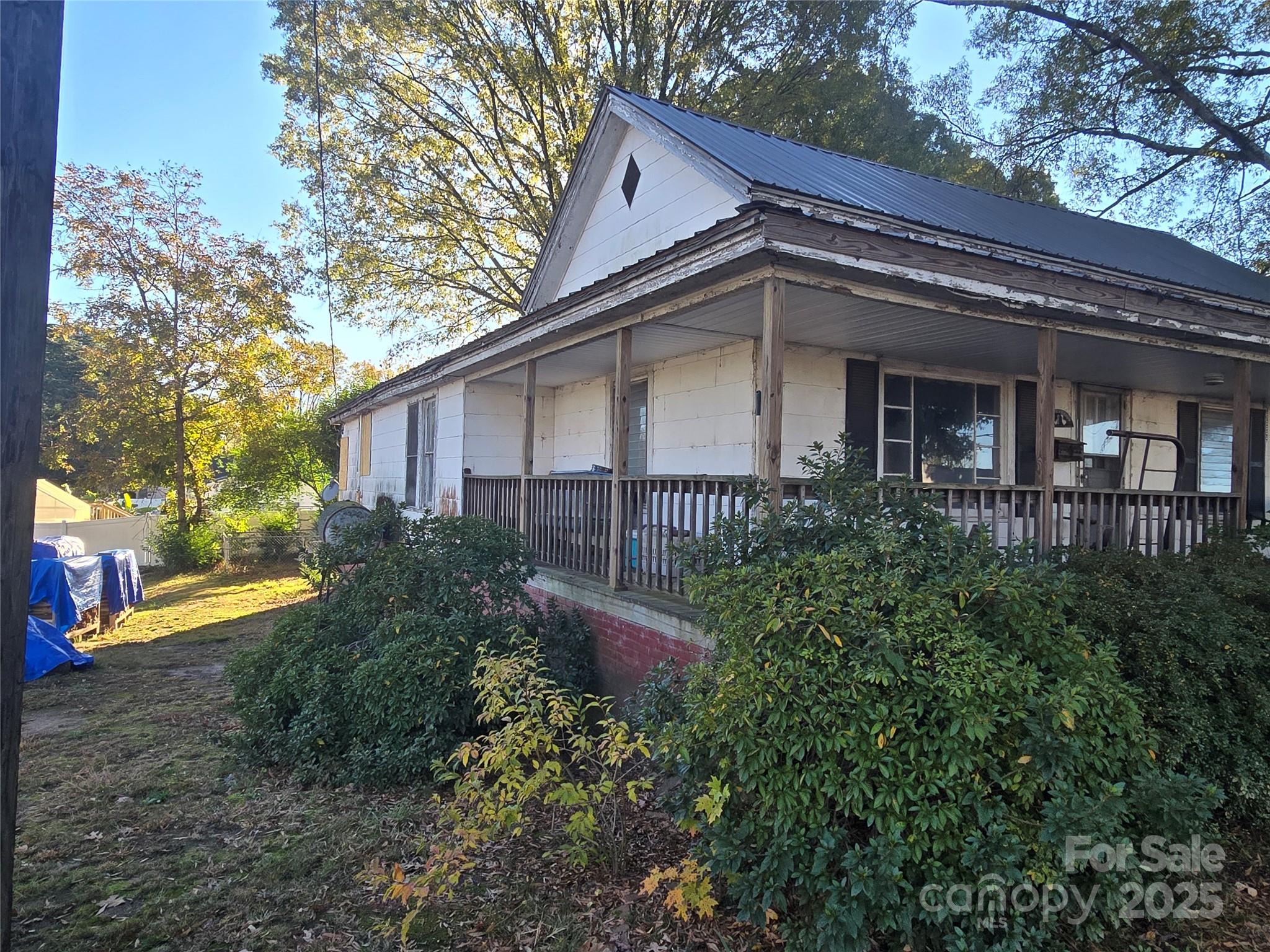 704 Sloop Avenue Kannapolis NC 28083