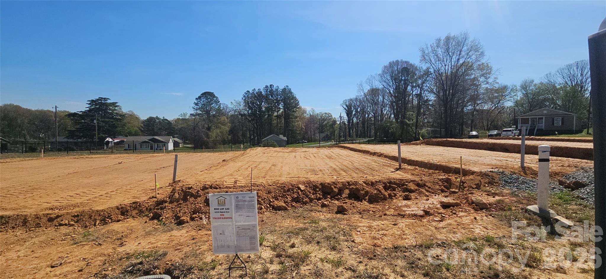 1215 Signal Avenue Gastonia NC 28052