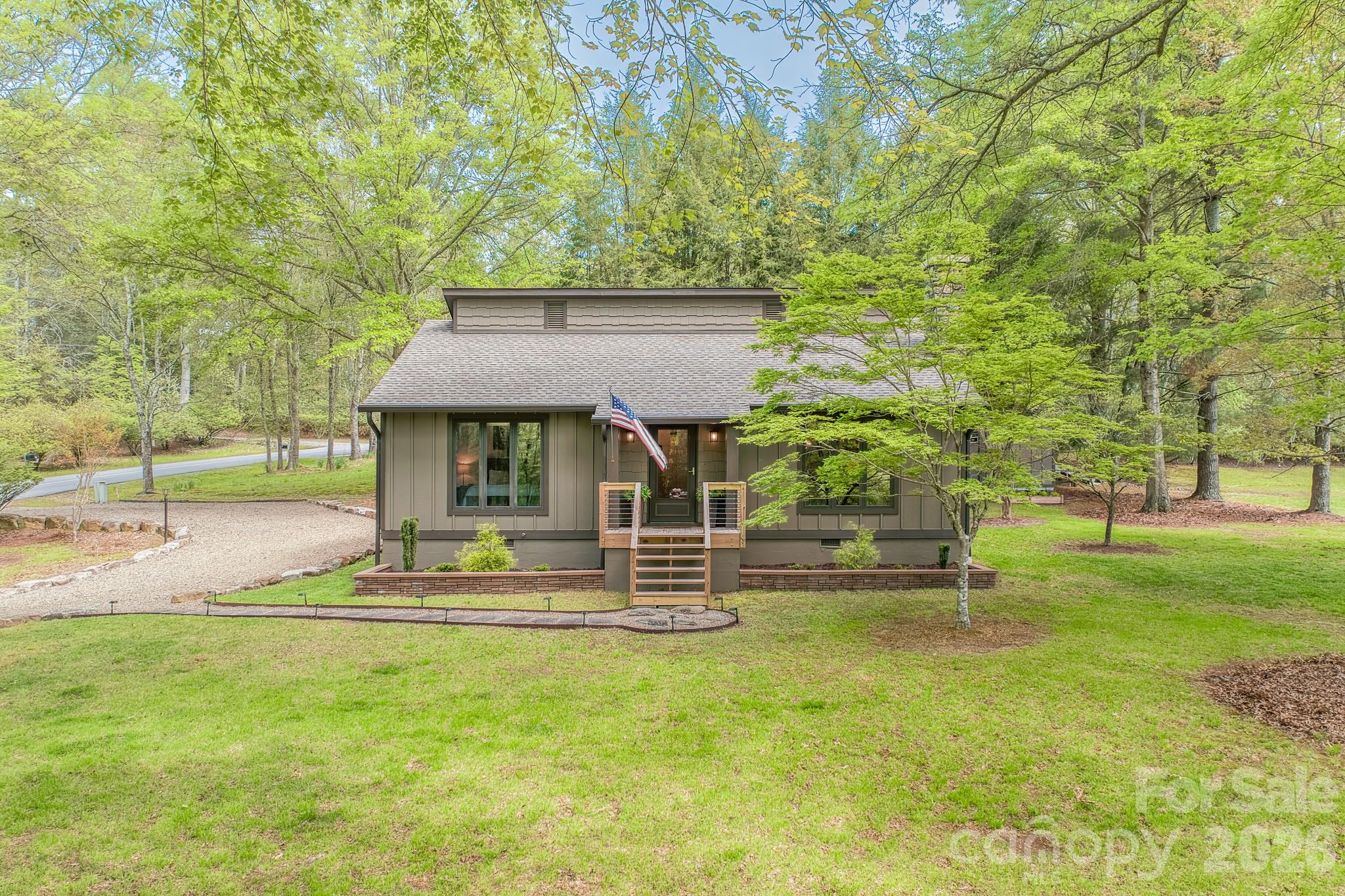 22 Dalonigei Court Brevard NC 28712