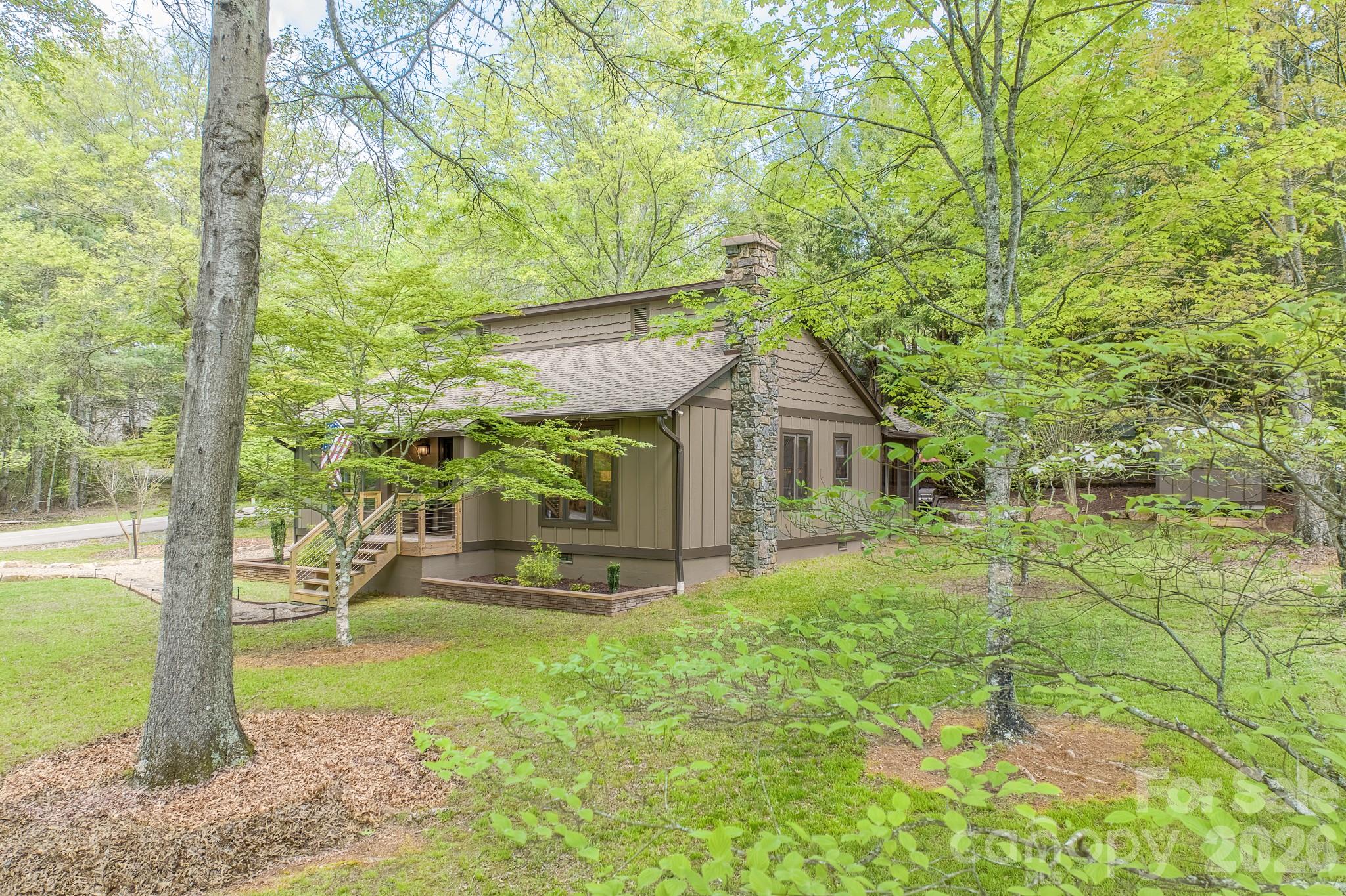 22 Dalonigei Court Brevard NC 28712