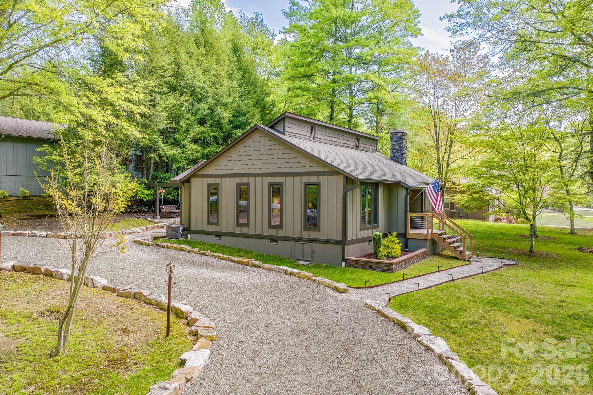 22 Dalonigei Court Brevard NC 28712