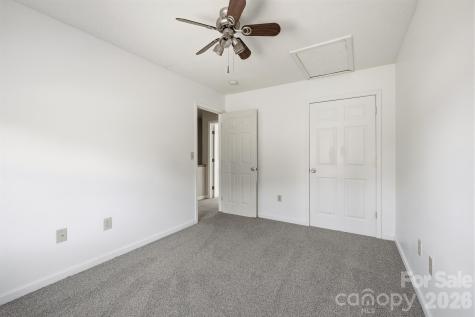 5406 Winding Oak Drive Hickory NC 28602