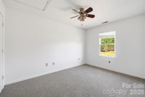 5406 Winding Oak Drive Hickory NC 28602