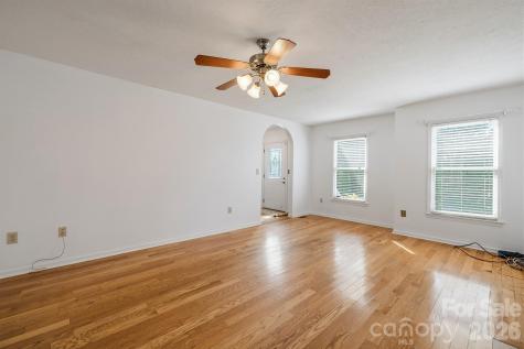 5406 Winding Oak Drive Hickory NC 28602