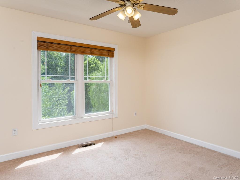 50 King Road Weaverville NC 28787