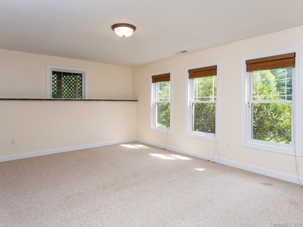 50 King Road Weaverville NC 28787