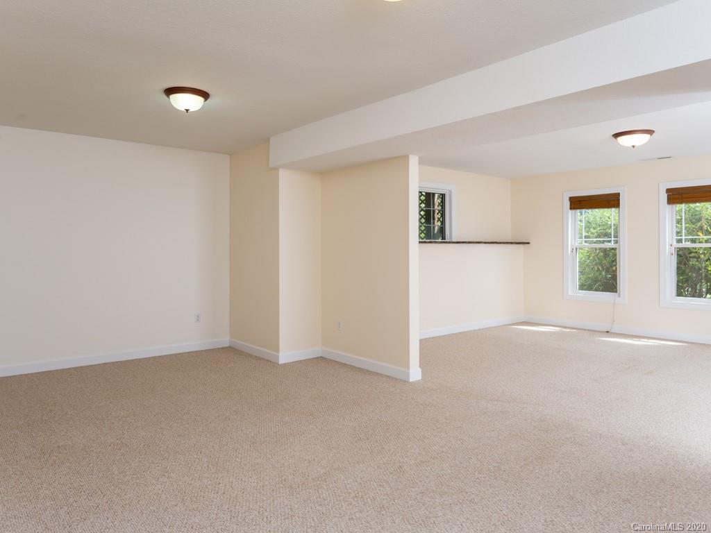 50 King Road Weaverville NC 28787