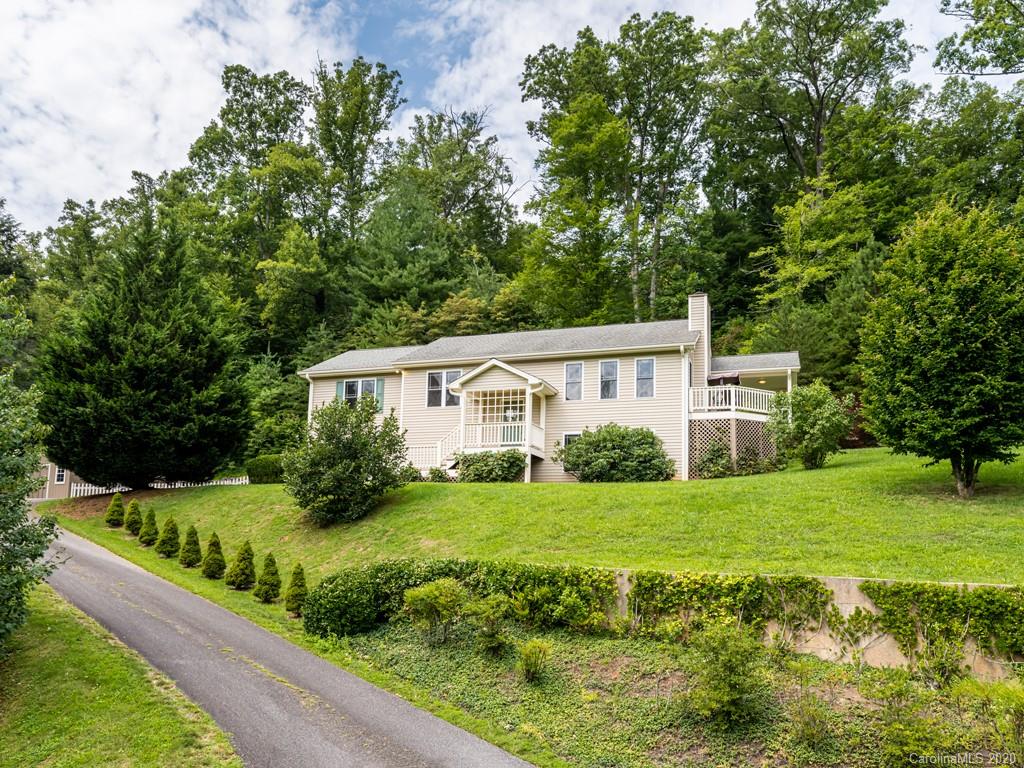 50 King Road Weaverville NC 28787