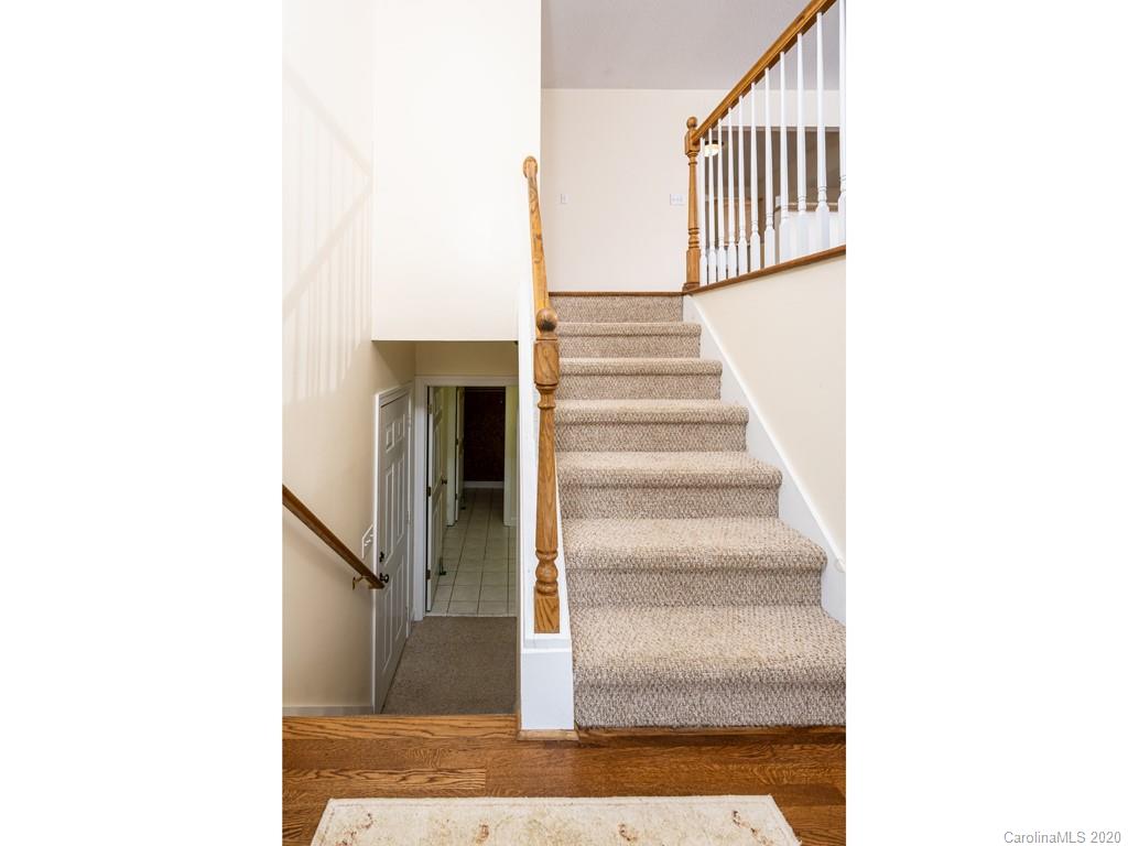 50 King Road Weaverville NC 28787