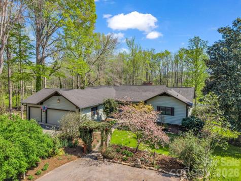 1941 Landrum Road Columbus NC 28722