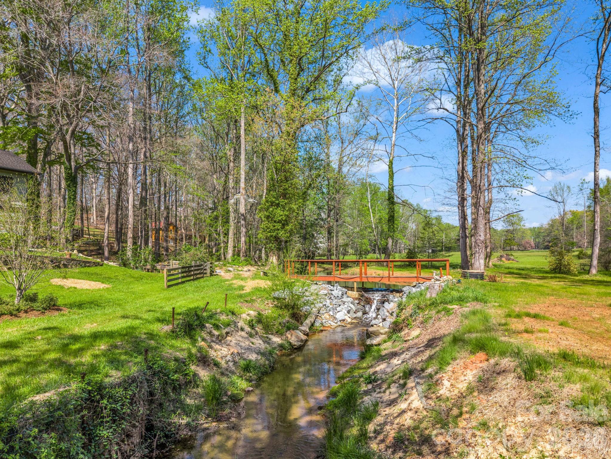 1941 Landrum Road Columbus NC 28722