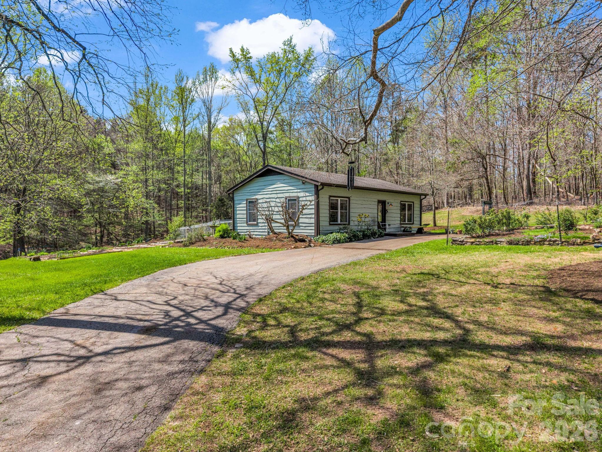 1941 Landrum Road Columbus NC 28722