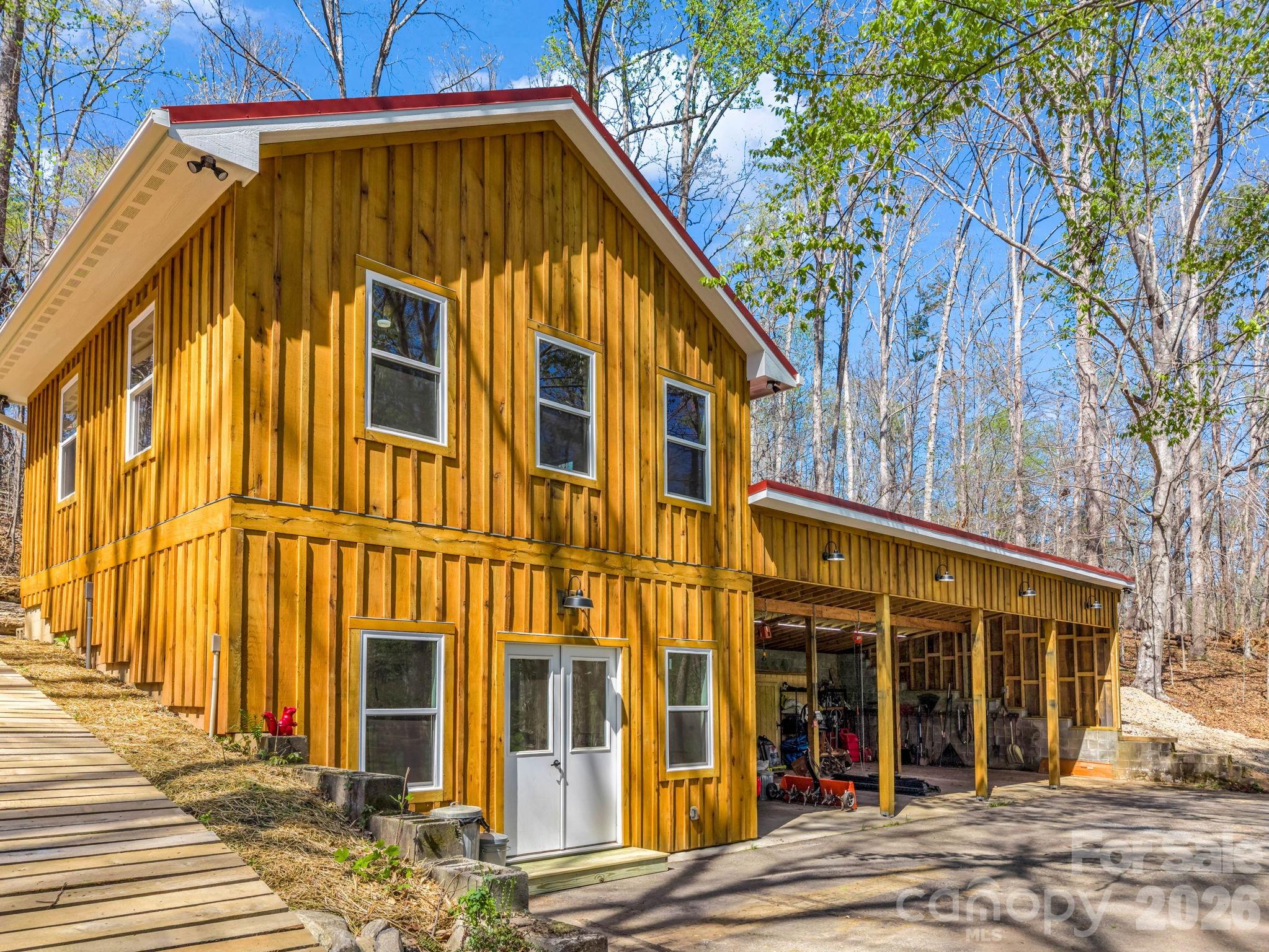 1941 Landrum Road Columbus NC 28722