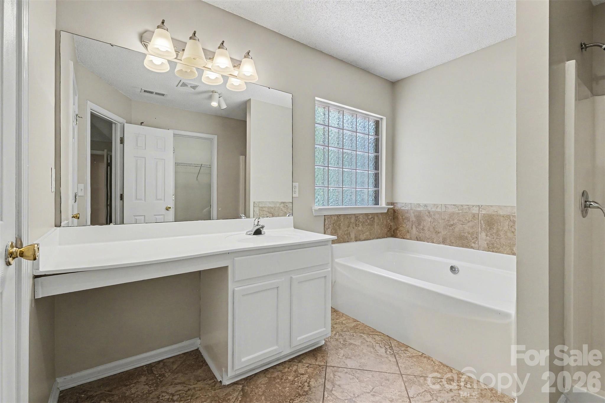 11121 Nolet Court Charlotte NC 28215