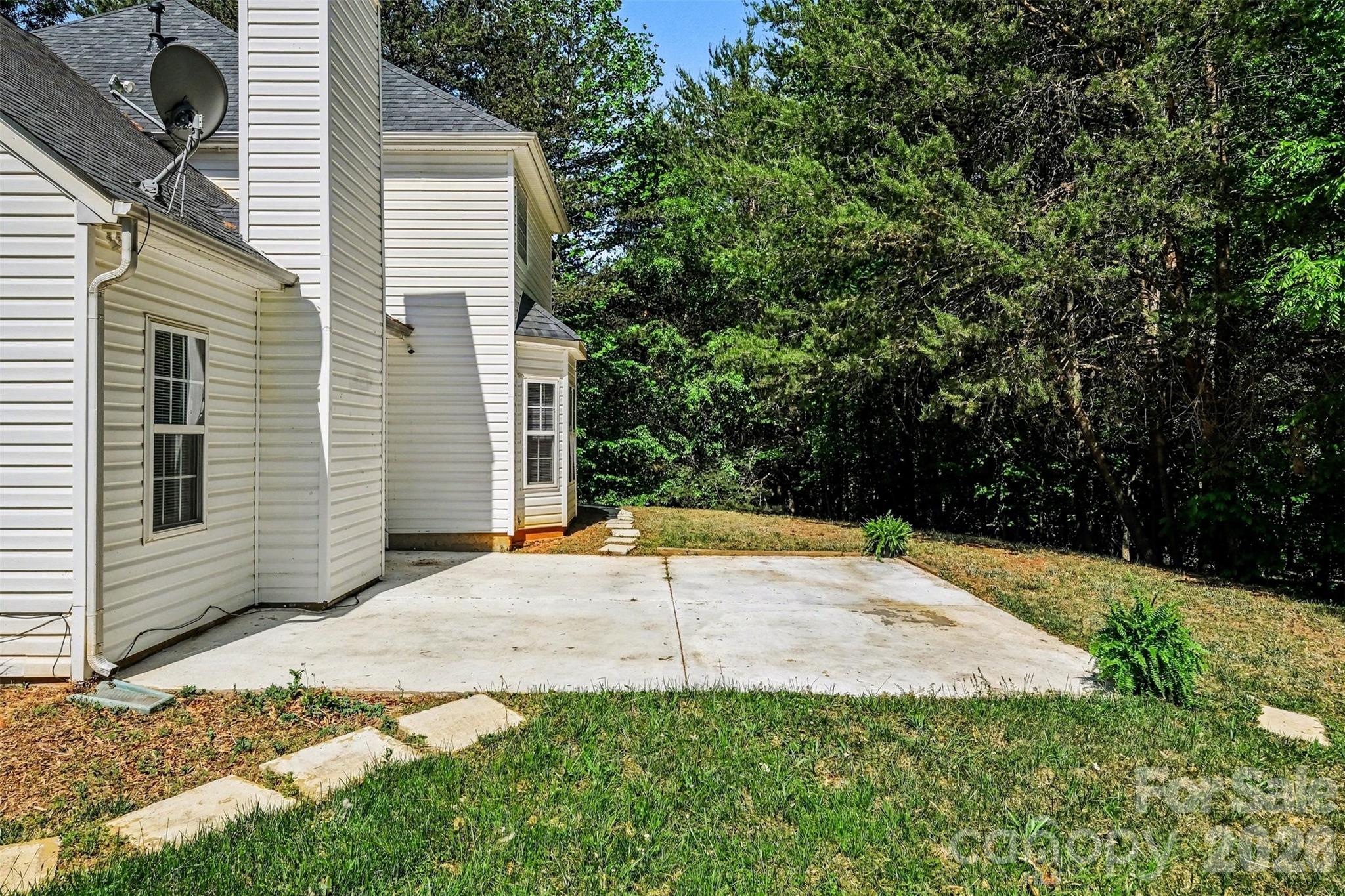 11121 Nolet Court Charlotte NC 28215