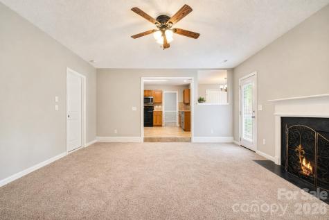 11121 Nolet Court Charlotte NC 28215